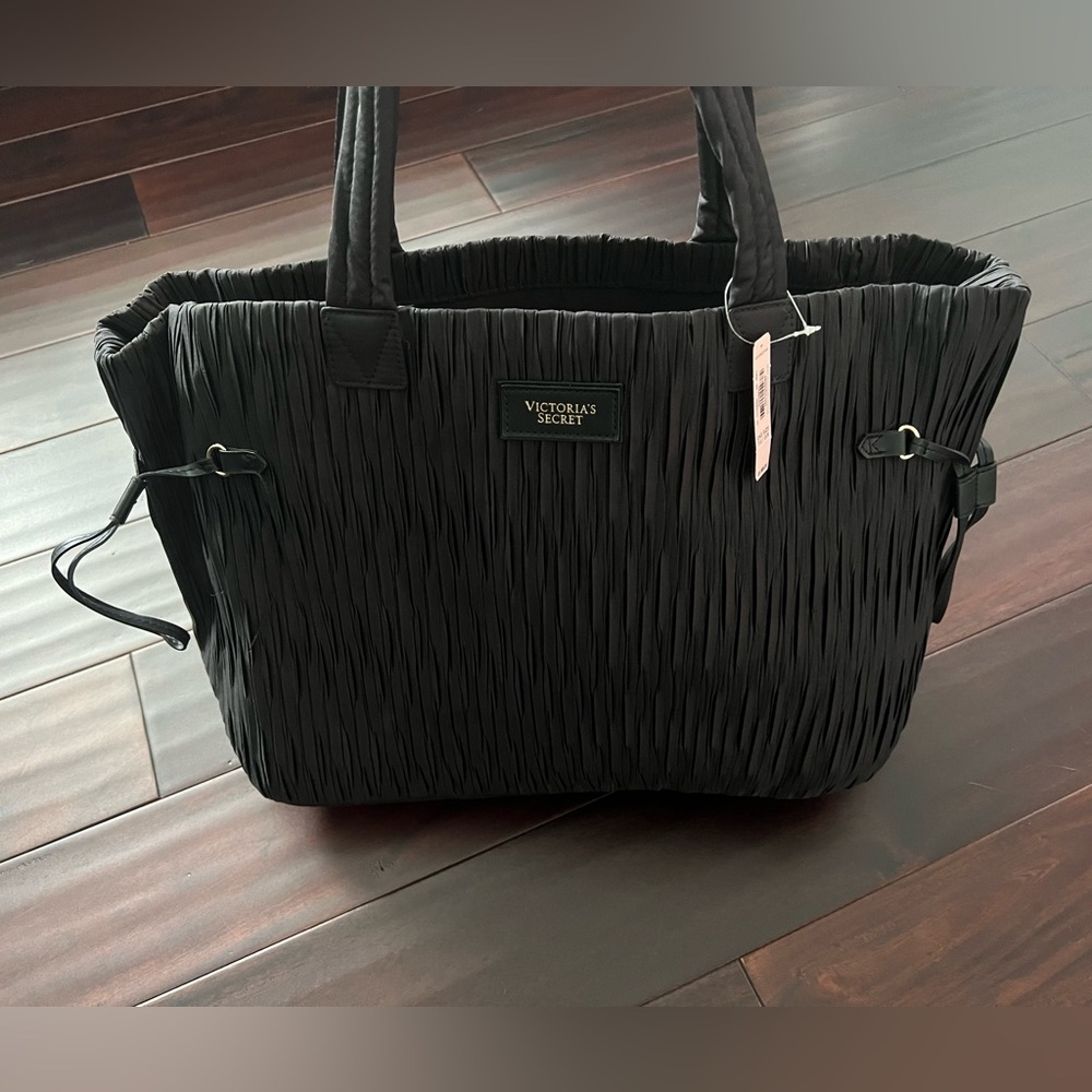 Victoria’s Secret NEW purse!
